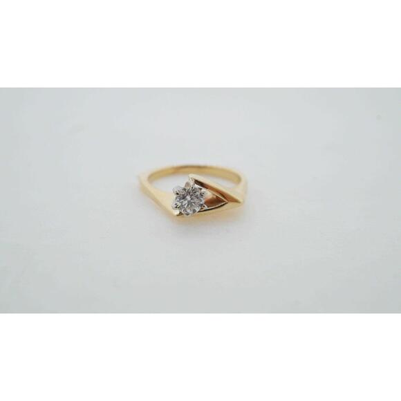 Estate Sale 14k Yellow Gold Diamond Engagement Ring 0.28 TCW Size 5.75
